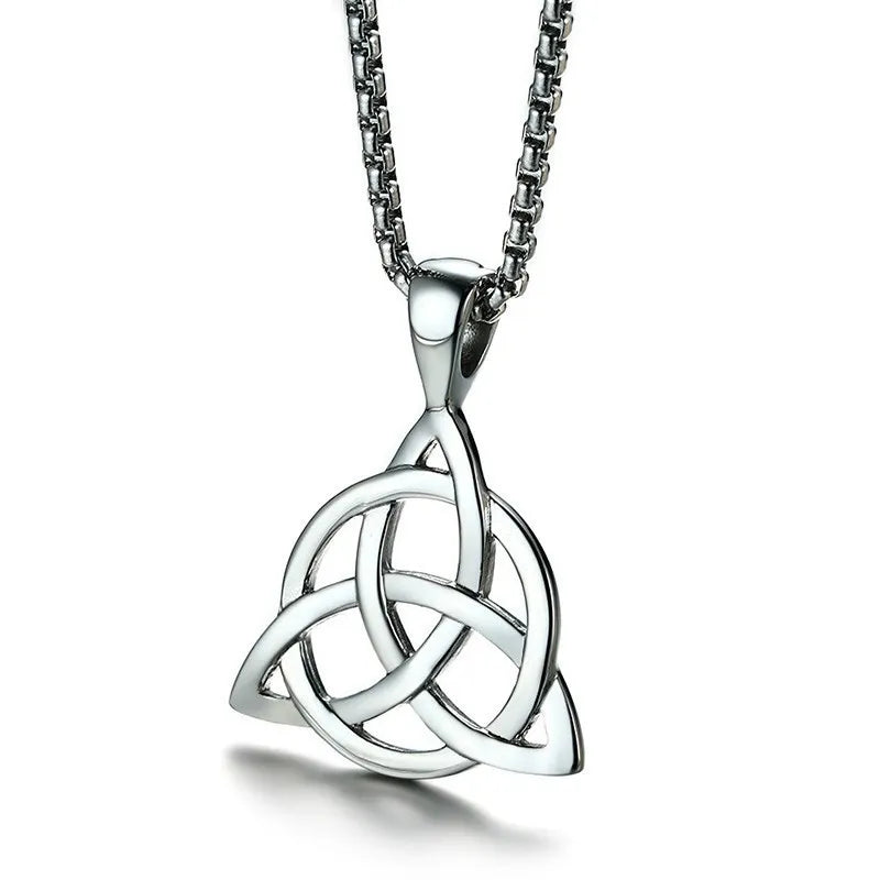 The Triquetra Necklace