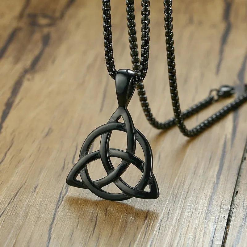 The Triquetra Necklace
