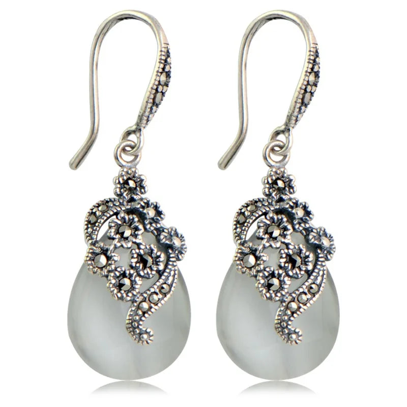 Idun's Gift Drop Earrings in 925 Sterling Silver with Garnet Stone