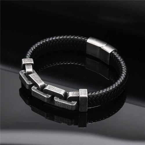Chains of Duty Genuine Leather and Steel Bracelet