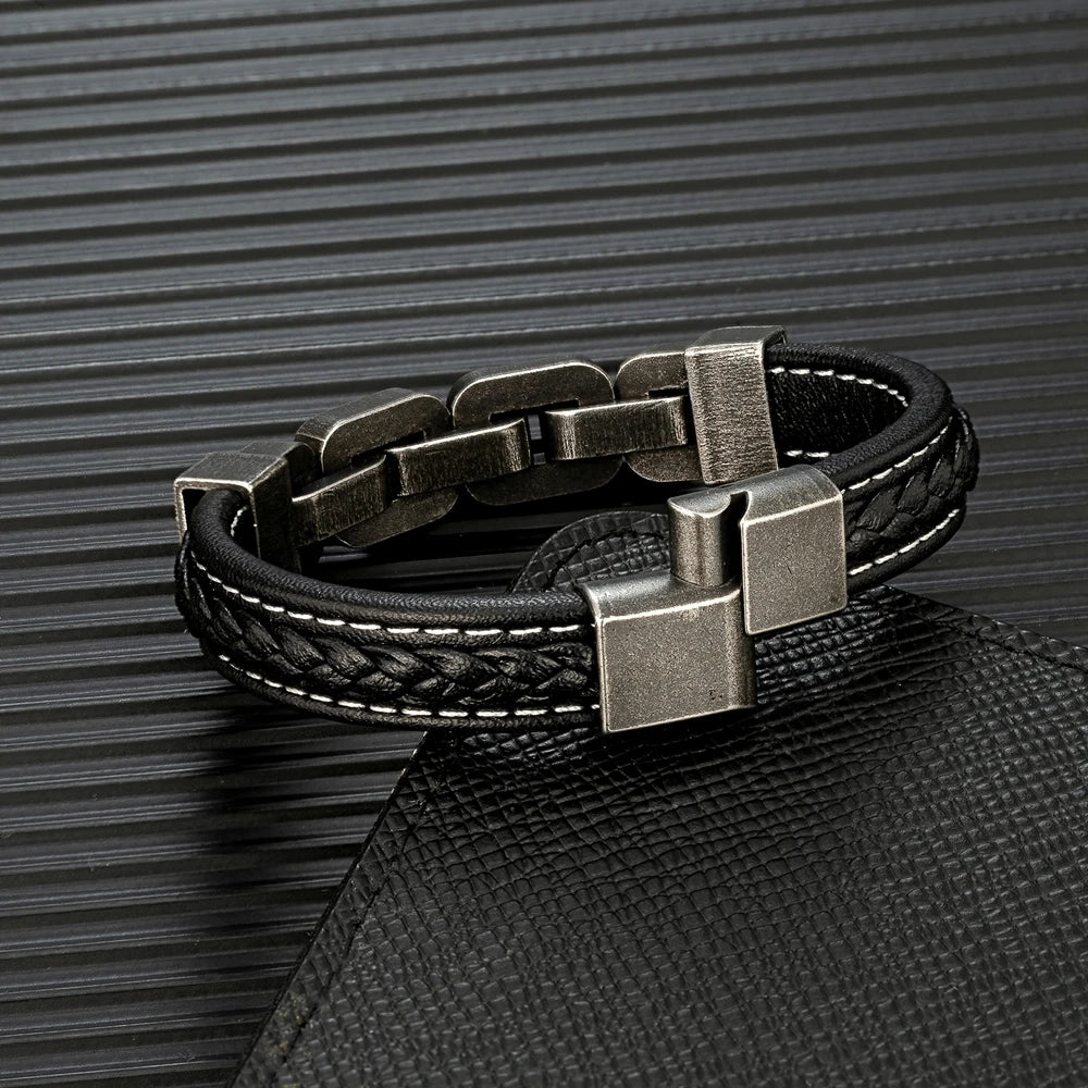 Chains of Duty Genuine Leather and Steel Bracelet