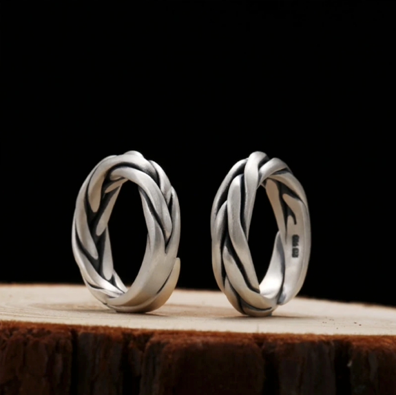 Frigg's Knot 999 Silver Ring