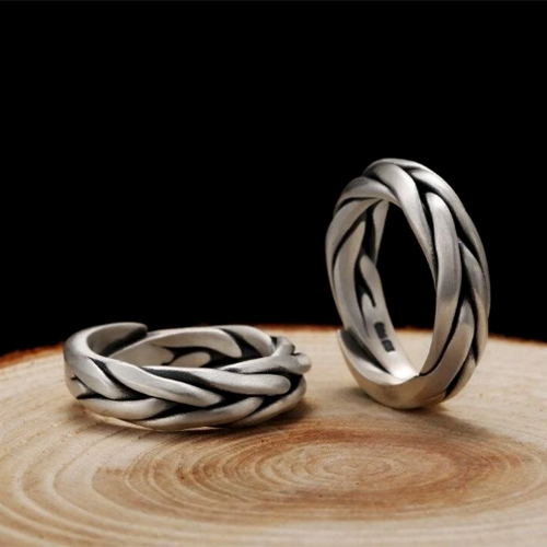 Frigg's Knot 999 Silver Ring