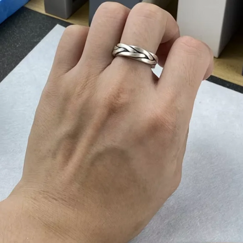 Frigg's Knot 999 Silver Ring