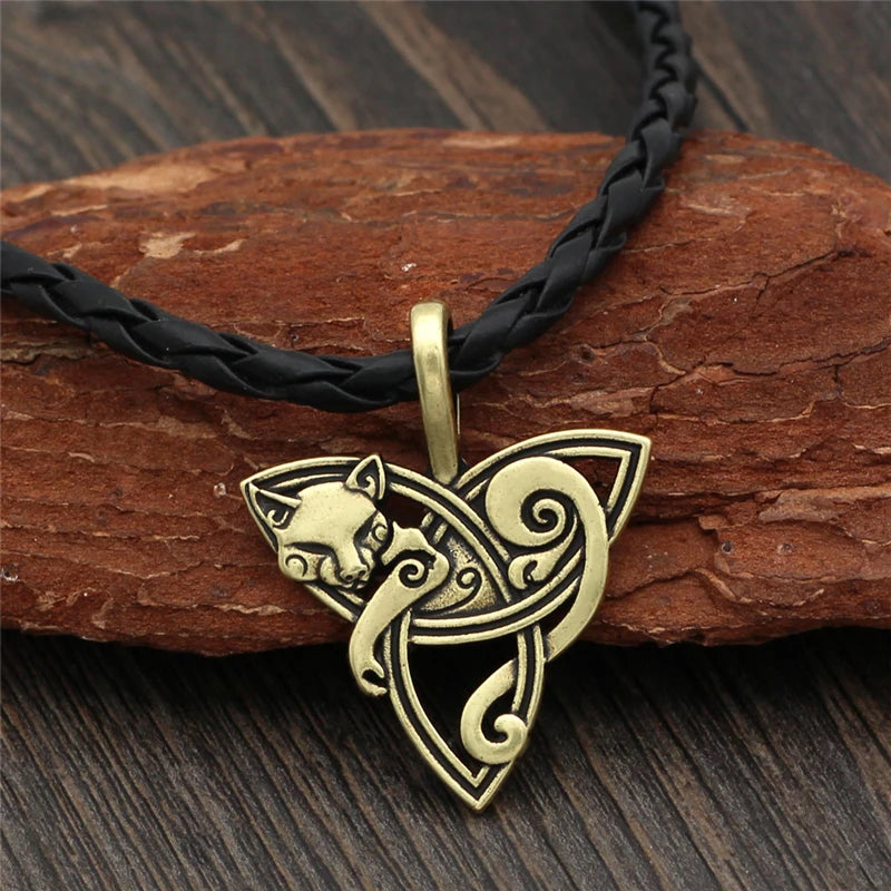 Freya's Cat on Triskele