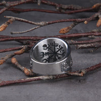 Howling Wolves Rune Ring in Stainless Steel