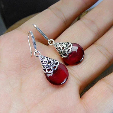 Idun's Gift Drop Earrings in 925 Sterling Silver with Red Garnet Stone