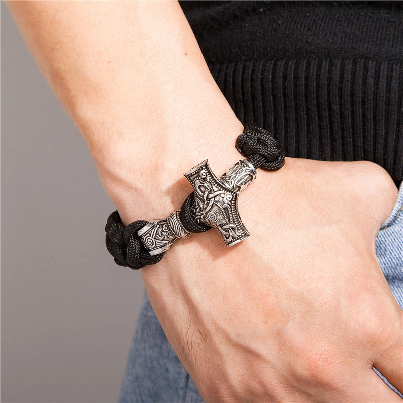 Mjolnir Hammer Paracord Amulet