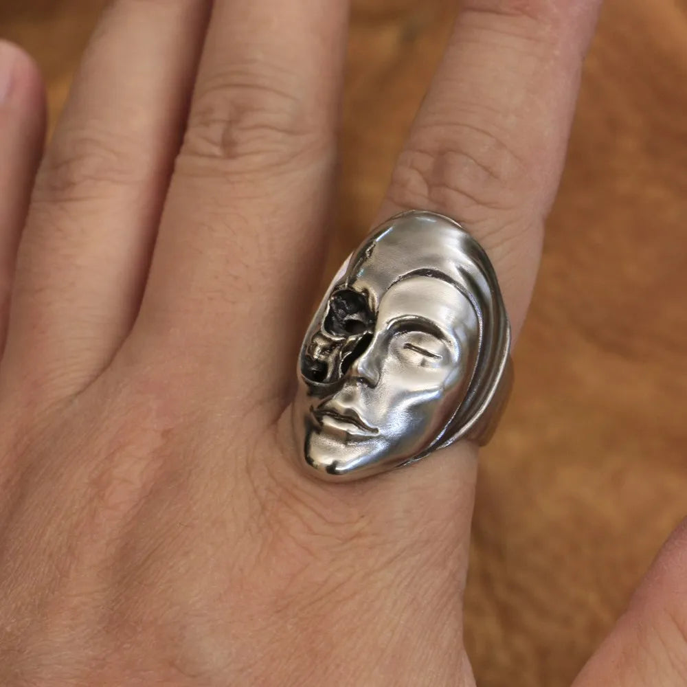 Peaceful Hel's Visage Cupronickel Ring