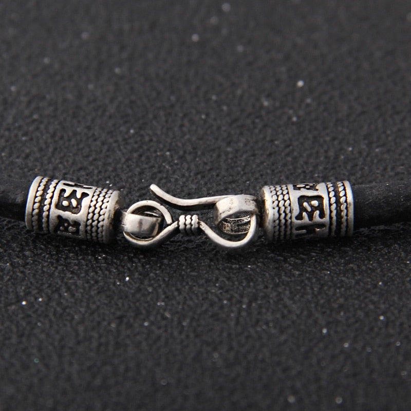 Mjolnir Necklace With Wolf Head in 925 Sterling Silver