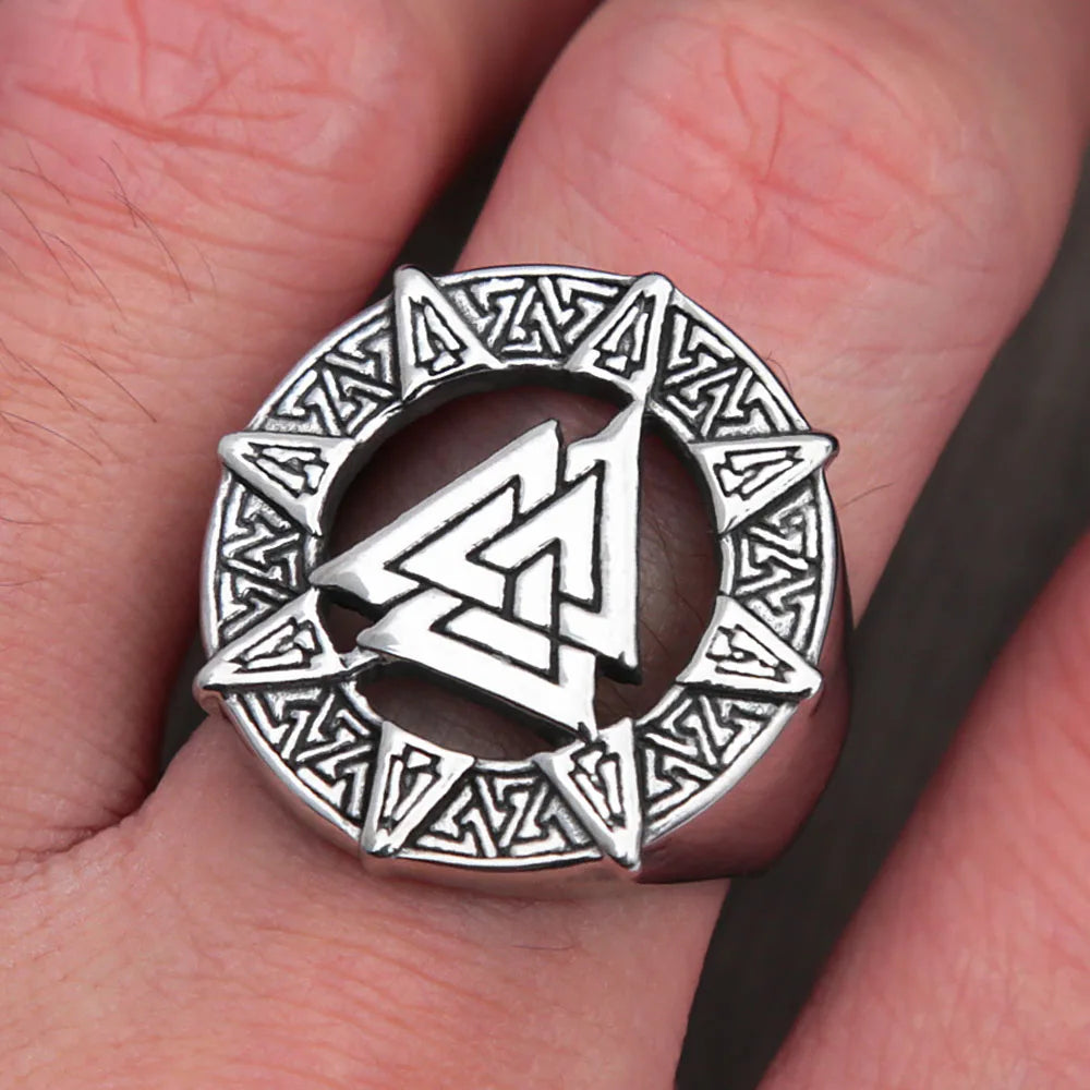 Encircled Walknut - Odin's Rune Ring