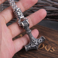 Mjolnir - Thor's hammer with Norse Knot Stainless Steel Necklace