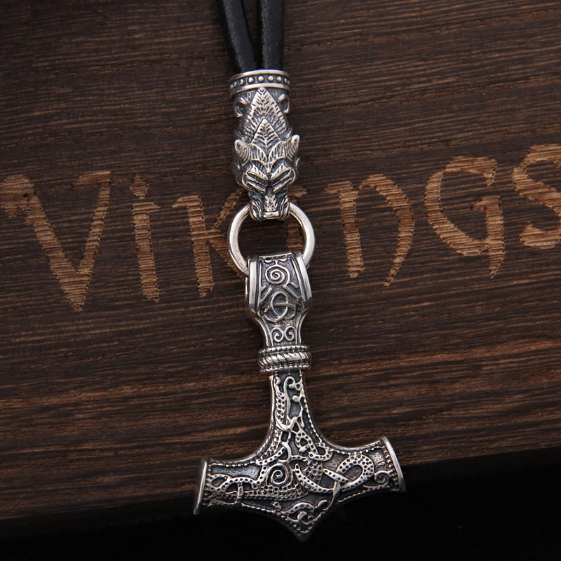 Mjolnir Necklace With Wolf Head in 925 Sterling Silver