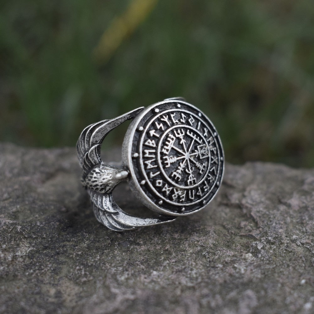 Huginn and Muninn bring Vegvisir - Odin Ravens Ring
